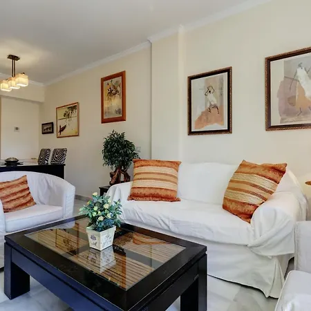 Fairytale Hacienda Del Sol 3 Bedroom Flat Apartment
