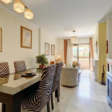 Fairytale Hacienda Del Sol 3 Bedroom Flat Estepona